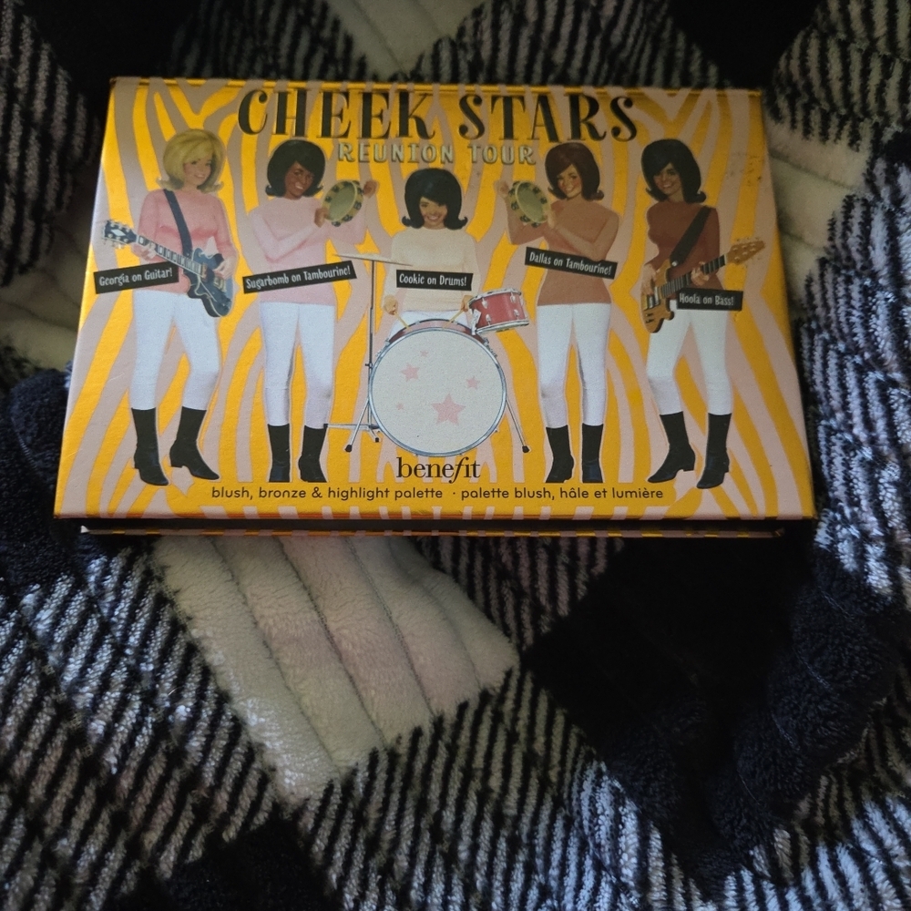 Benefit Cheek Stars Reunion Tour Palette